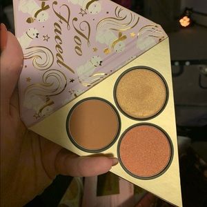 Two Faced Face Pallet